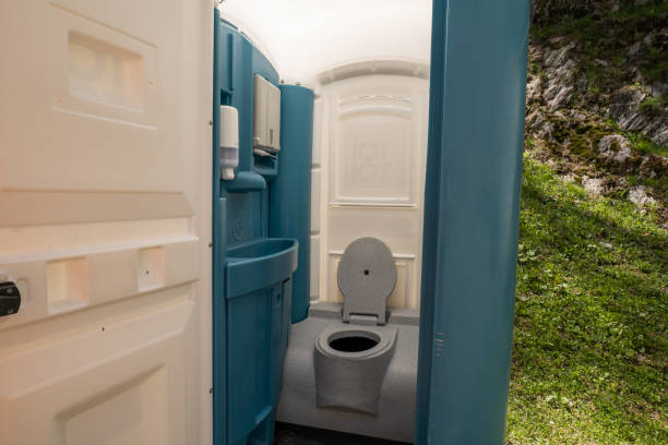 Best Affordable portable toilet rental  in Parkersburg, WV